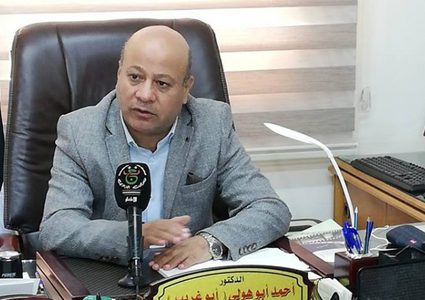 أبو هولي ووفد من اللجنة الاستشارية للأونروا يتفقدون مخيم اليرموك