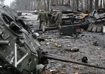 الدفاع الروسية: مقتل 450 عنصرا وتدمير 13 دبابة أوكرانية خلال يوم