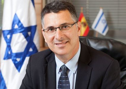 ساعر: لن أجلس مع نتنياهو نهائيا فهذا ليس في مصلحة إسرائيل