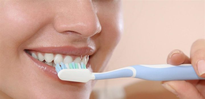 6 مكونات في معجون الأسنان يجب تجنبها