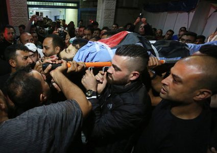 العثور على سكين استخدمها مستوطن لطعن الشهيد حرب