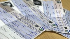 غانتس يقرر زيادة حصة تصاريح غزة للعمل والتجارة بـ2000 تصريح جديد