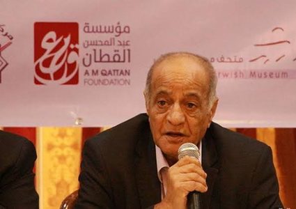 الرئيس يهاتف نجل الكاتب غريب عسقلاني معزيا بوفاة والده