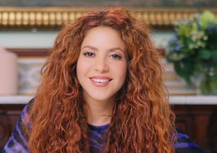 شاكيرا خائفة وتستنجد بالشرطة