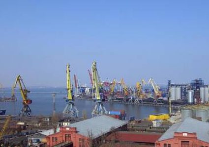 12 سفينة أجنبية لا يمكنها مغادرة ميناء خيرسون بسبب تصرفات الجانب الأوكراني