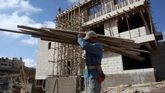 الإحصاء: تباين مؤشرات تكاليف البناء في أيار