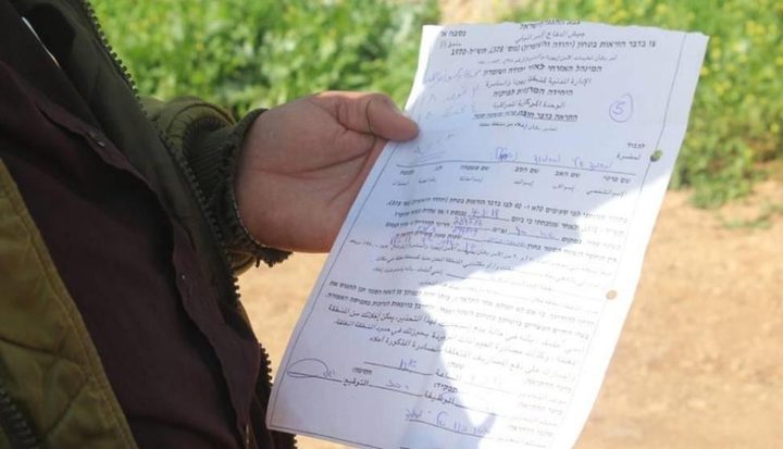 الاحتلال يخطر بوقف بناء منزل قيد الانشاء بمسافر يطا