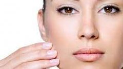 4 عناصر غذائية تعمل بمثابة ينبوع شباب للبشرة