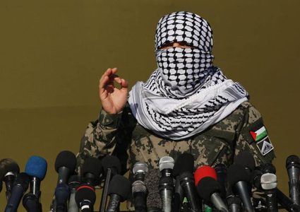 منصور: إعلان أبو عبيدة عن تدهور حالة أحد الأسرى محاولة  لتحريك المياه الراكدة