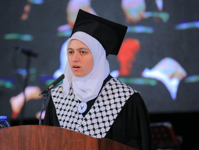 كلمة الطالبة "سهيلة سفيان غنام" الأولى على الكليات الإنسانية في جامعة النجاح