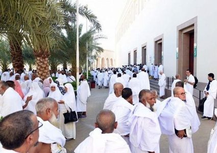 الأشقر: بدء تفويج حجاج الضفة الغربية من المدينة المنورة إلى مكة المكرمة