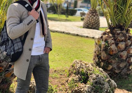 طالب الطب في جامعة النجاح ابن الناصرة محمد ضياء يتألق فنيا ويتميز مجتمعيا