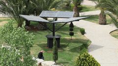 النجاح تفتتح مشروع الشجرة الشمسية"solar Tree"