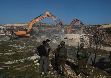 الاحتلال يهدم غرفة زراعية شرق بلدة يطا