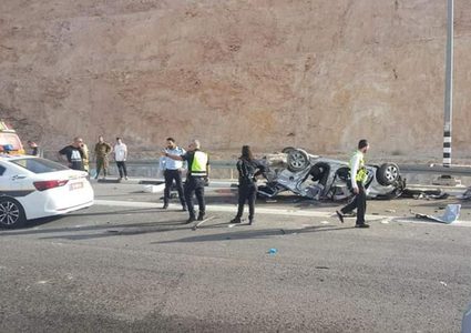 مصرع شابين في حادث سير ذاتي بأريحا