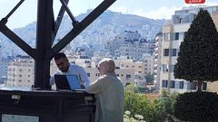 افتتاح الشجرة الشمسية"Solar Tree" لتزويد الطلبة بالكهرباء من الطاقة الشمسية