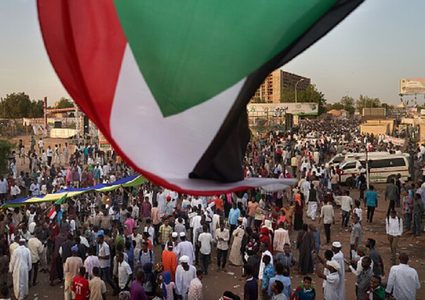 تظاهرات في الخرطوم لليوم الرابع على التوالي في السودان
