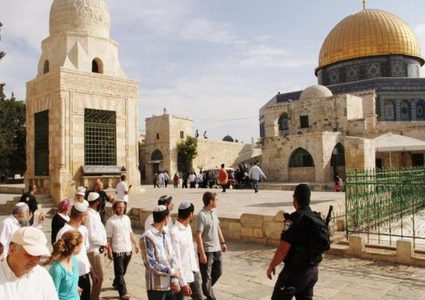 البكري:23 انتهاكاً للمسجد الأقصى و50 وقتاً منع الاحتلال رفع الأذان في الإبراهيمي