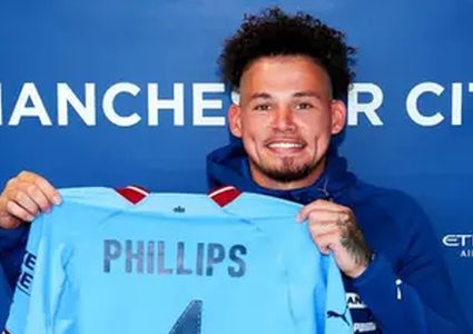 الدولي الإنجليزي فيليبس ينضم إلى مانشستر سيتي