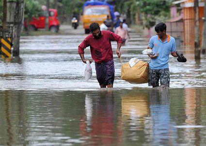 مقتل 221 شخصا جراء فيضانات وانهيار التربة بالهند