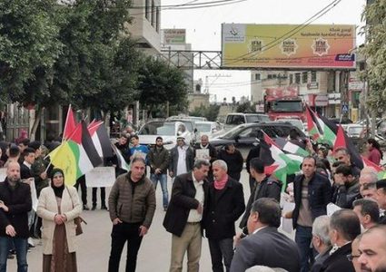 طولكرم: ذوو الأسرى ينددون بجرائم الاحتلال بحق أبنائهم