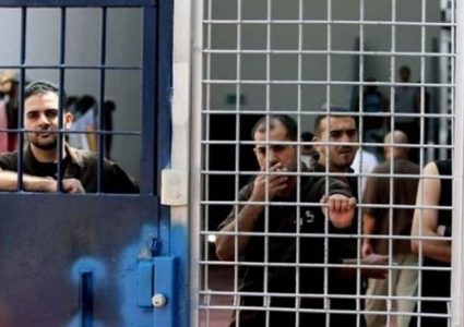 هيئة الأسرى: ثلاثة أسرى في سجن النقب يعيشون أوضاعاً صحية صعبة