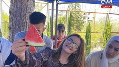 دعوة محبة لتناول البطيخ في جامعة النجاح الوطنية دعماً للمنتج الفلسطيني