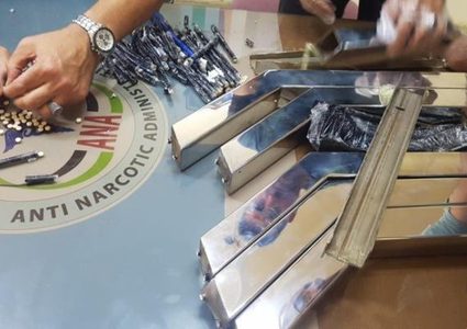 الشرطة: إحباط تهريب الآلاف من حبوب "الكبتاجون" في الخليل كانت بطريقها لغزة