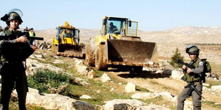 القدس: الاحتلال يجرف أرضا في بلدة النبي صموئيل