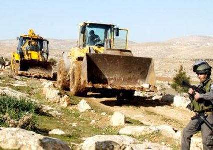 القدس: الاحتلال يجرف أرضا في بلدة النبي صموئيل