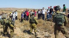 الاحتلال يمنع أهالي قريتي أم الريحان وظهر المالح من إدخال أضاحي العيد