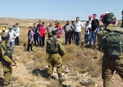 الاحتلال يمنع أهالي قريتي أم الريحان وظهر المالح من إدخال أضاحي العيد