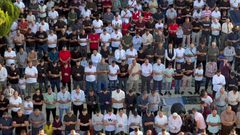 الآلاف يؤدون صلاة عيد الأضحى في الحرم الإبراهيمي