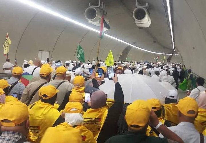 حجاج فلسطين يتوافدون إلى مشعر منى لرمي الجمرة الصغرى