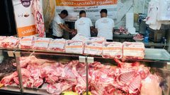 "قدسنا الوقفية" تختتم توزيع لحوم الأضاحي على 1500 عائلة مقدسية