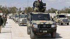 حشود عسكرية كبيرة تدخل العاصمة الليبية طرابلس