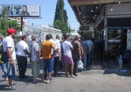 3 جرحى بإطلاق نار بسبب أفضلية الدور على شراء الخبز بلبنان