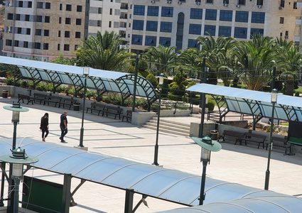 النجاح تلجأ للدوام الإلكتروني نتيجة إضراب وسائل النقل العام