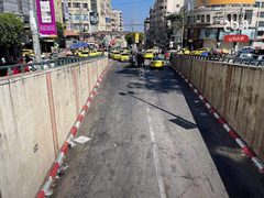 إضراب النقل العام في نابلس احتجاجا على رفع أسعار الوقود وعدم تلبية وزارة النقل والمواصلات لمطالبهم