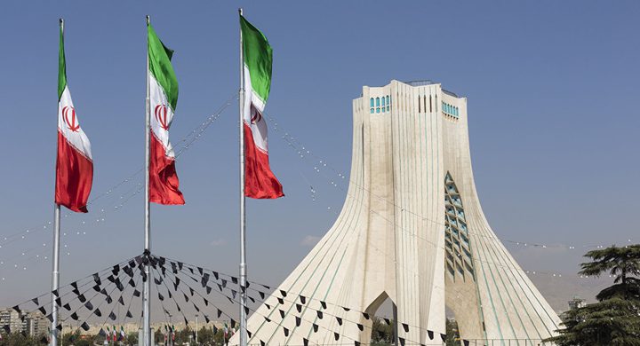 إيران: تصريحات بايدن هي محاولة "لإثارة التوتر" في المنطقة