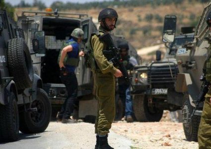 القدس: الاحتلال يعتقل أسيرا محررا من بلدة صور باهر