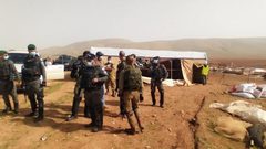 "مجلس المستوطنات" يستولي على صهريج مياه بالأغوار الشمالية