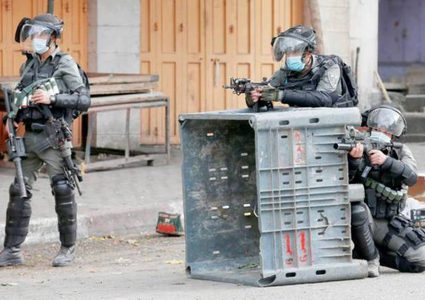 إصابة خطيرة لشاب واعتقال أربعة آخرين في مخيم الدهيشة جنوب بيت لحم