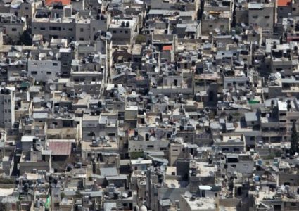 "شؤون اللاجئين" بمنظمة التحرير تبحث مع "الأونروا" أوضاع اللاجئين في مخيمات الضفة