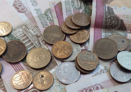 المركزي الروسي يخفف الضوابط على شركات الاستيراد وبعض البنوك