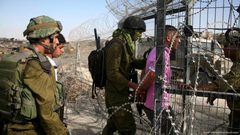 الاحتلال يعتقل مواطنين شمال شرق قطاع غزة