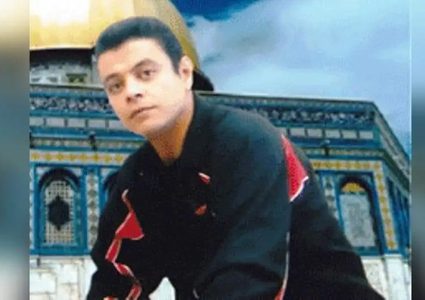 الاحتلال يساوم الأسير صوفان بتقديم العلاج له