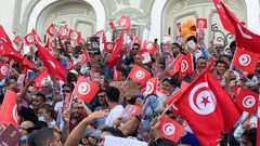احتجاجات واسعة في تونس رفضا لدستور سعيّد