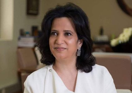 إقالة وزيرة بحرينية من منصبها لرفضها مصافحة سفيرة الاحتلال