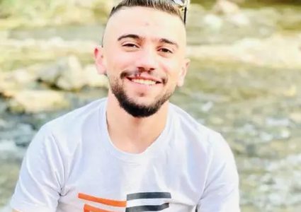 مقتل شاب طعنًا في الخليل